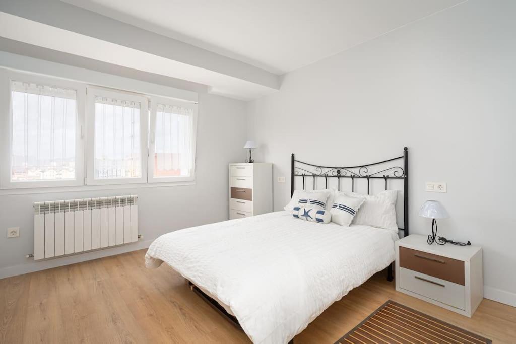 Myhousespain - Moderno Piso Frente Al Mar Gijón Eksteriør billede